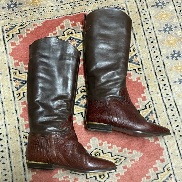 Women’s Leather Knee High Low Flat Heel Boots Dark Brown Burgundy size 6